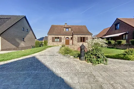  Verhuurd Bouge