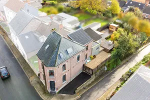 HuisThieu