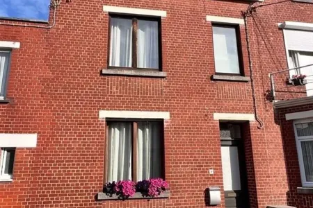 Huis Te Koop Court-Saint-Étienne