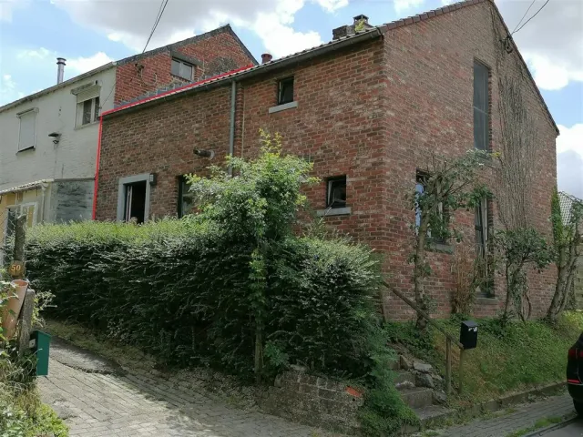 Huis in Gentinnes - Rue Charlemont 48, 1450