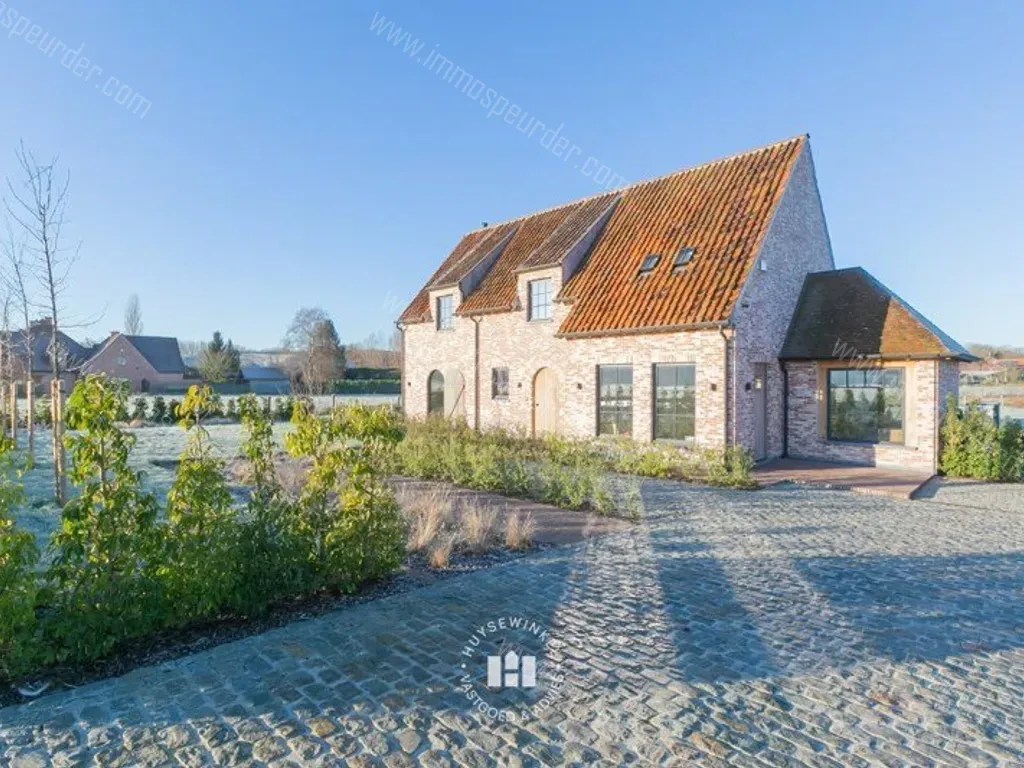 Huis in Merelbeke - 1389548 - Hundelgemsesteenweg 1204, 9820 Merelbeke