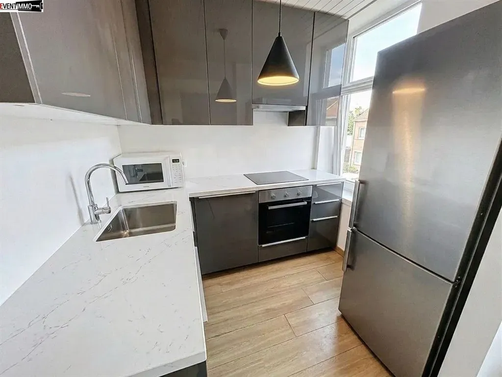 Appartement in Schaarbeek - 7685512 - Rue Adolphe Marbotin 101, 1030 Schaarbeek