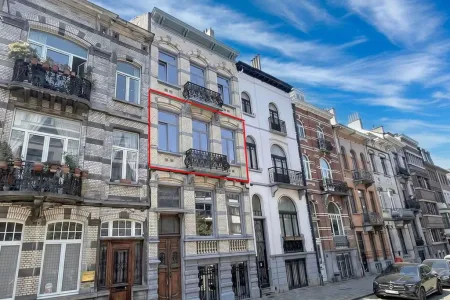 Appartement Te Koop Schaarbeek