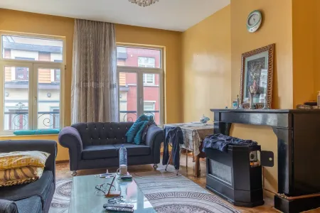 Appartement Te Koop Schaerbeek