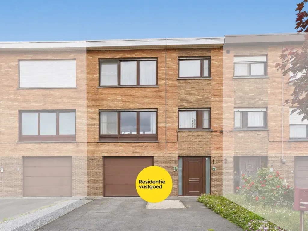 Huis in Oostkamp - 7689959 - Nieuwenhovelaan 21, 8020 Oostkamp