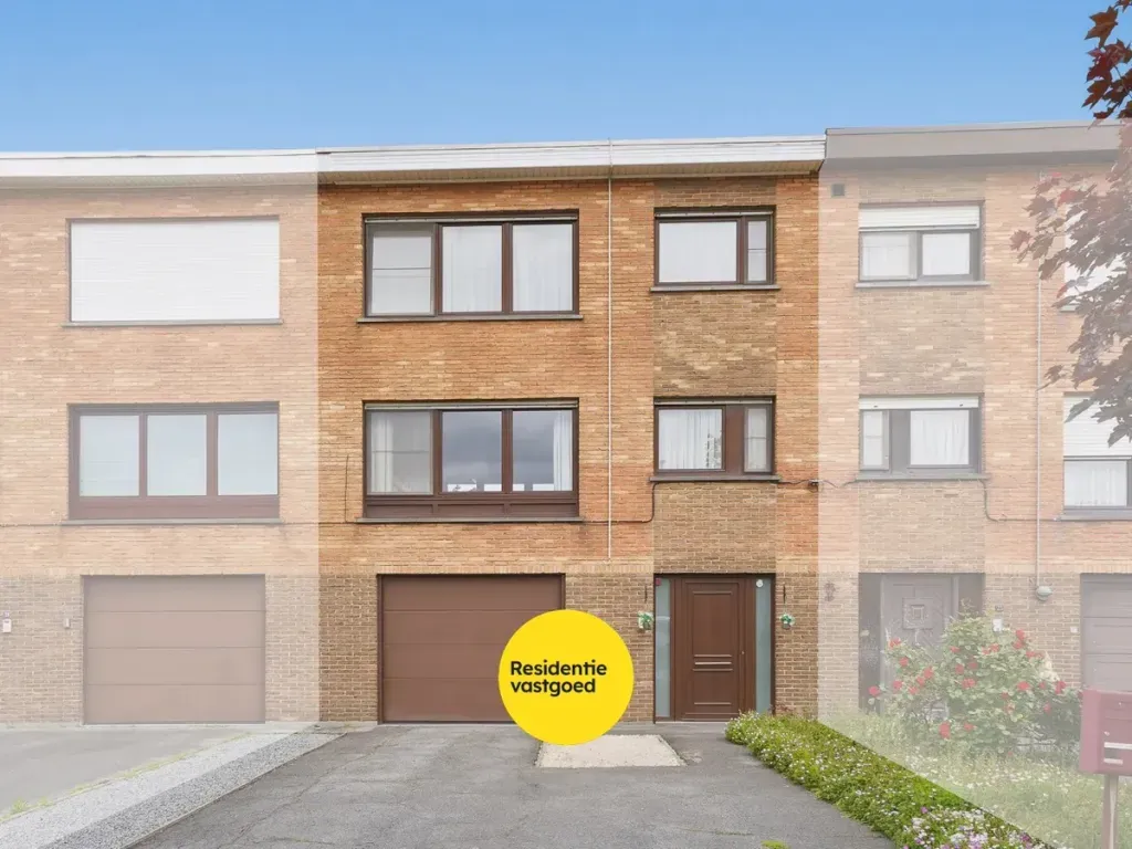 Huis in Oostkamp - 7689959 - Nieuwenhovelaan 21, 8020 Oostkamp