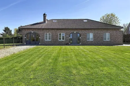 Villa Te Koop Linter