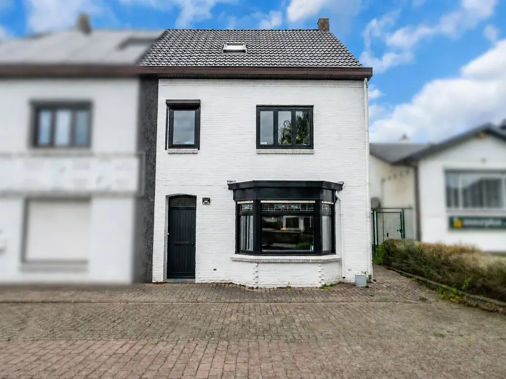 Huis in Kinrooi - 7689705 - Weertersteenweg 142, 3640 Kinrooi