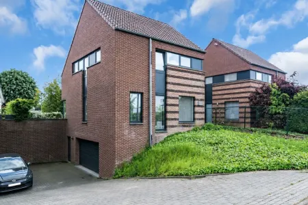 Huis Te Koop Maaseik