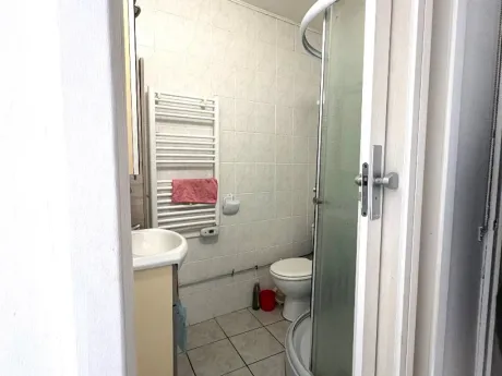 Appartement in Gent - Benedenwoning Te koop - Reginald Warnefordstraat 133, 9040 - foto 6