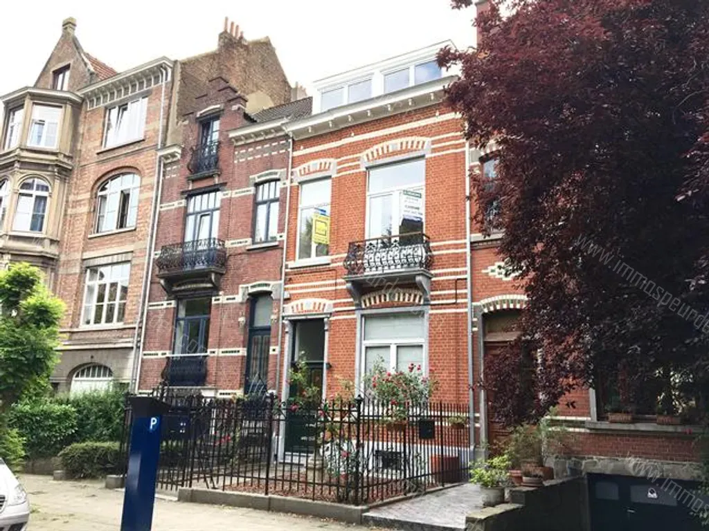 Avenue des deux Tilleuls 9 1200 WoluweSaintLambert 1176561