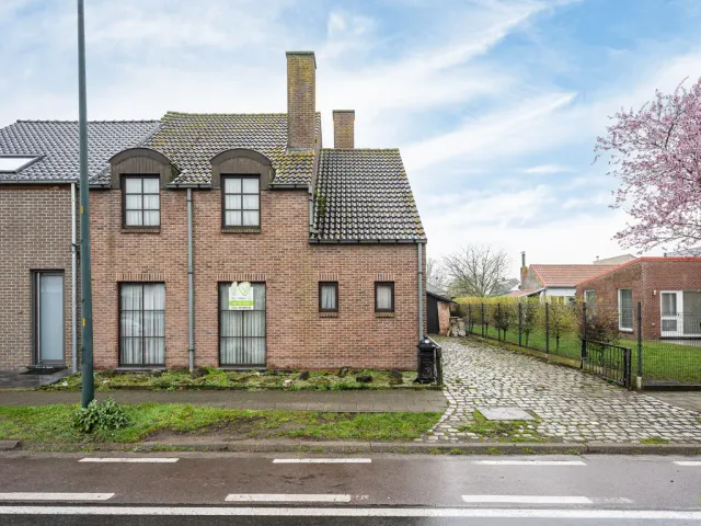 Huis in Eeklo - Kriekmoerstraat 4, 9900