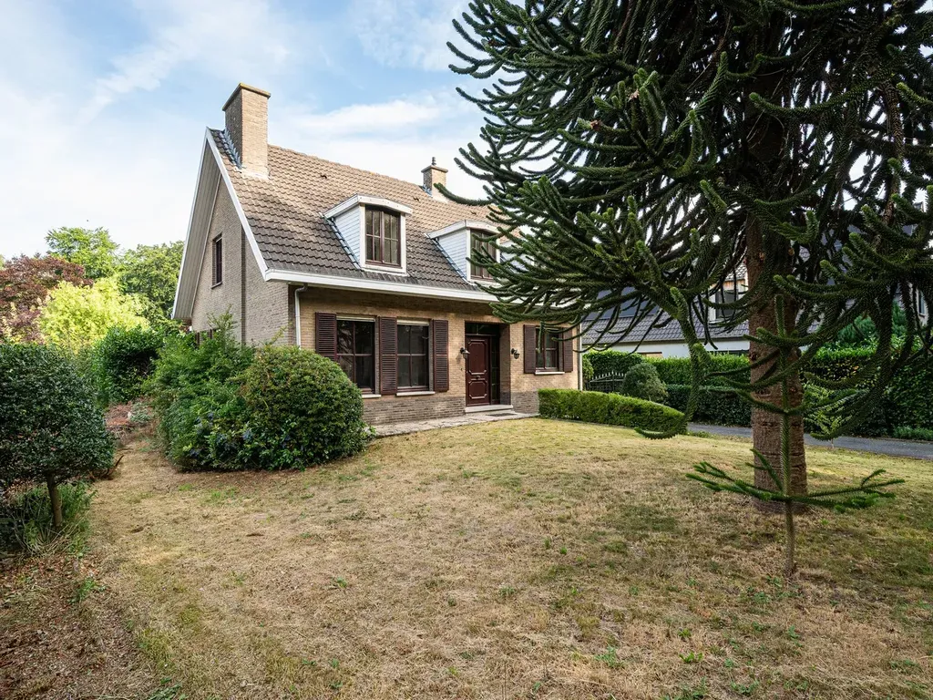Villa in Lembeke - 7686241 - Gravin Mad. d'Alcantaralaan 45, 9971 Lembeke