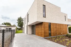 Garage Te Koop Pulle