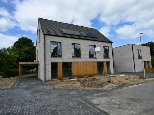 Huis in Zandhoven - Bruggestraat 24 / A, 2240