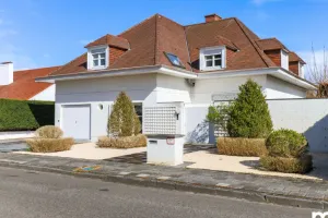 Villa Te Koop Marke
