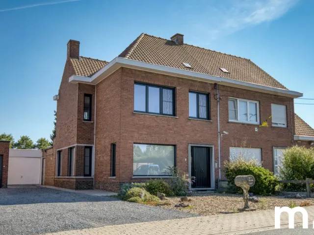 Huis in Moen - Moenhage 4, 8552