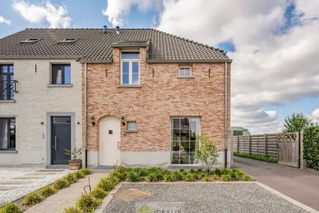 MaisonNeerpelt