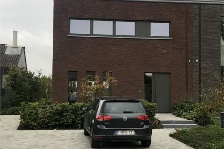 Huis Te Koop Oosteeklo
