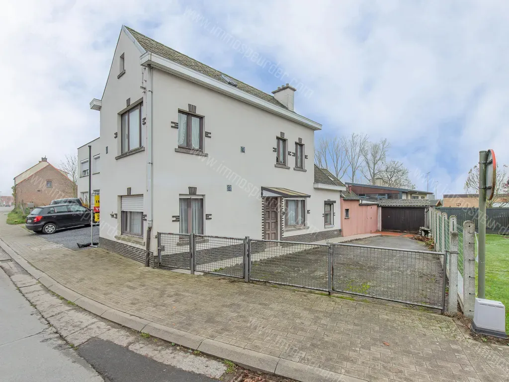 Huis in Outer - 1050668 - Kerkstraat 90, 9406 Outer