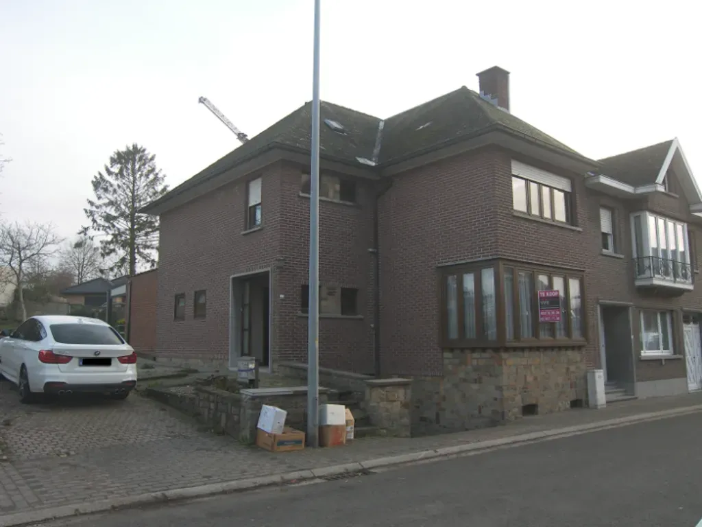 Garage in Mere - 7686802 - Nijverheidsstraat 101, 9420 Mere