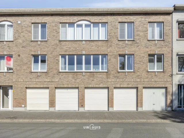 Huis in Burcht - Idsteinlaan 2-3, 2070