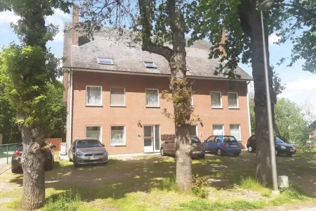  Verhuurd As