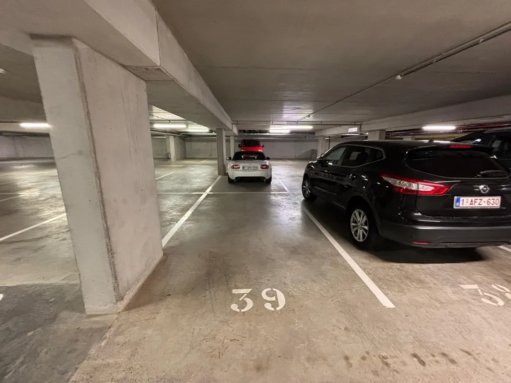 Garage in Genk - 7681116 - Burgemeester Gerard Bijnenslaan 18, 3600 Genk