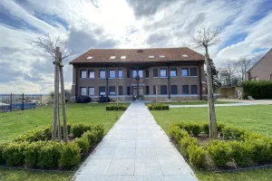  Verhuurd Polleur