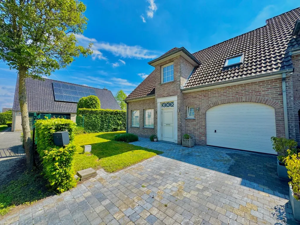 Garage in Eeklo - 7680761 - Tarwestraat 55, 9900 Eeklo