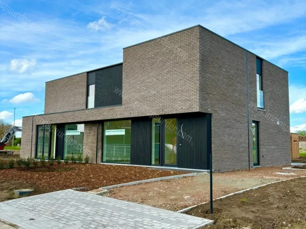 Huis in Zulte - 1408649 - Waalstraat 149, 9870 Zulte