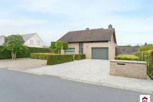 Huis Te Koop Oostrozebeke