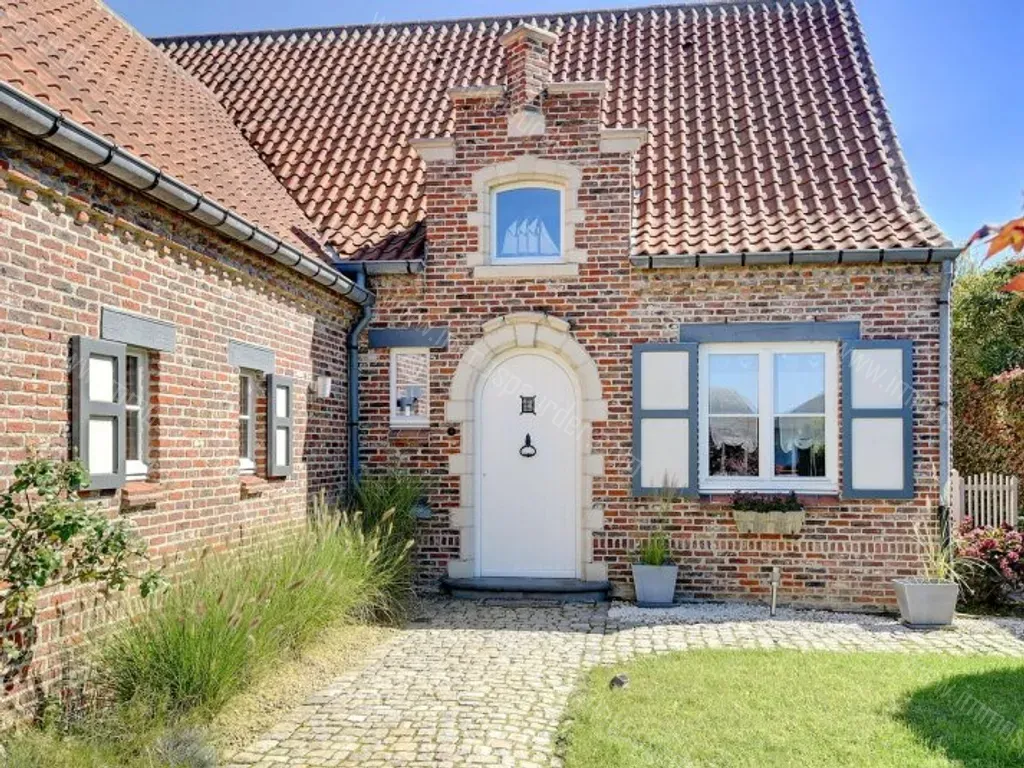 Huis in Nieuwenrode - 1299490 - Vroonbaan 7, 1880 Nieuwenrode