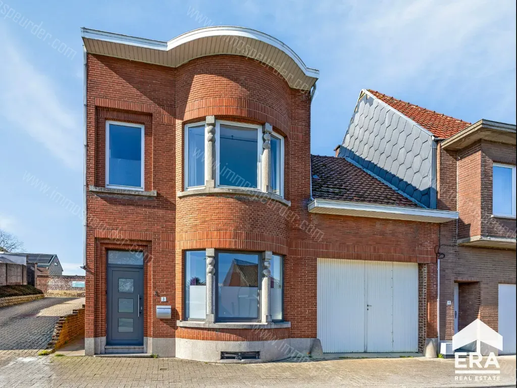 Huis in Pepingen - 1387652 - Steenweg op Elingen 3, 1670 Pepingen