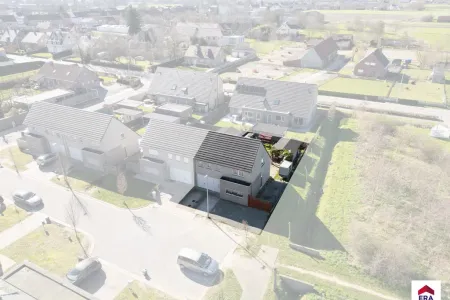 Huis Te Koop Oostrozebeke