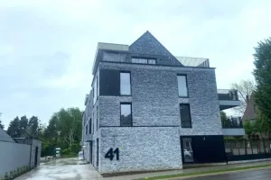  Verhuurd Halen