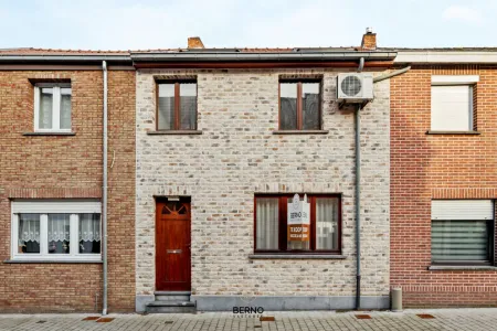 HuisDenderbelle