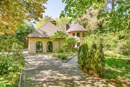 Villa Te Koop Schilde