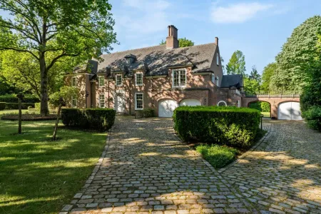 Villa Te Koop Schilde