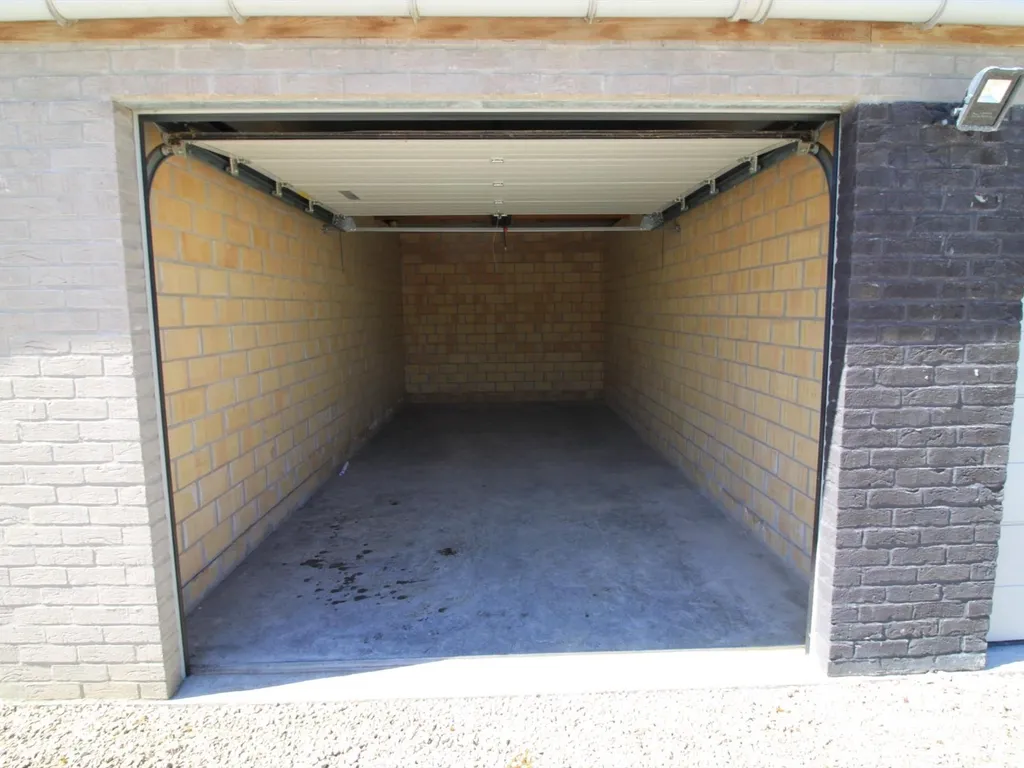 Garage in Staden - 7680110 - Kapelleriestraat 37, 8840 Staden