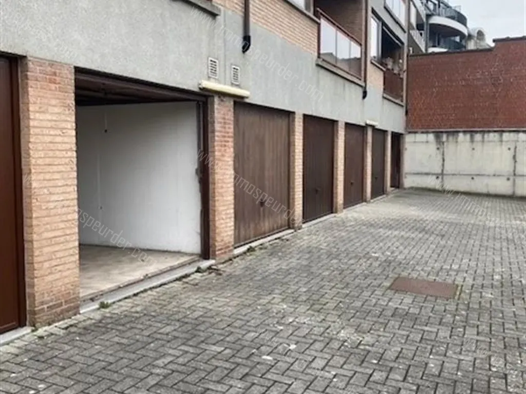 Garage in Middelkerke - 1371632 - Koninginnelaan 43-45, 8430 MIDDELKERKE