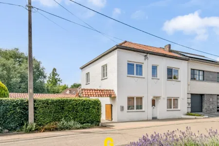 Huis Te Koop Lauw