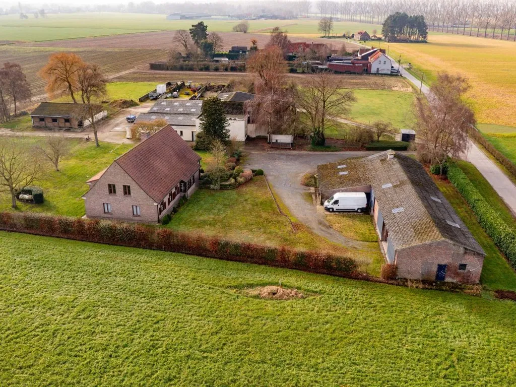Huis in Lievegem - 7672496 - Ruiffeleindestraat 13, 9930 Lievegem
