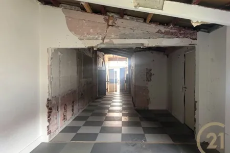 Handelspand Te Huur Ixelles