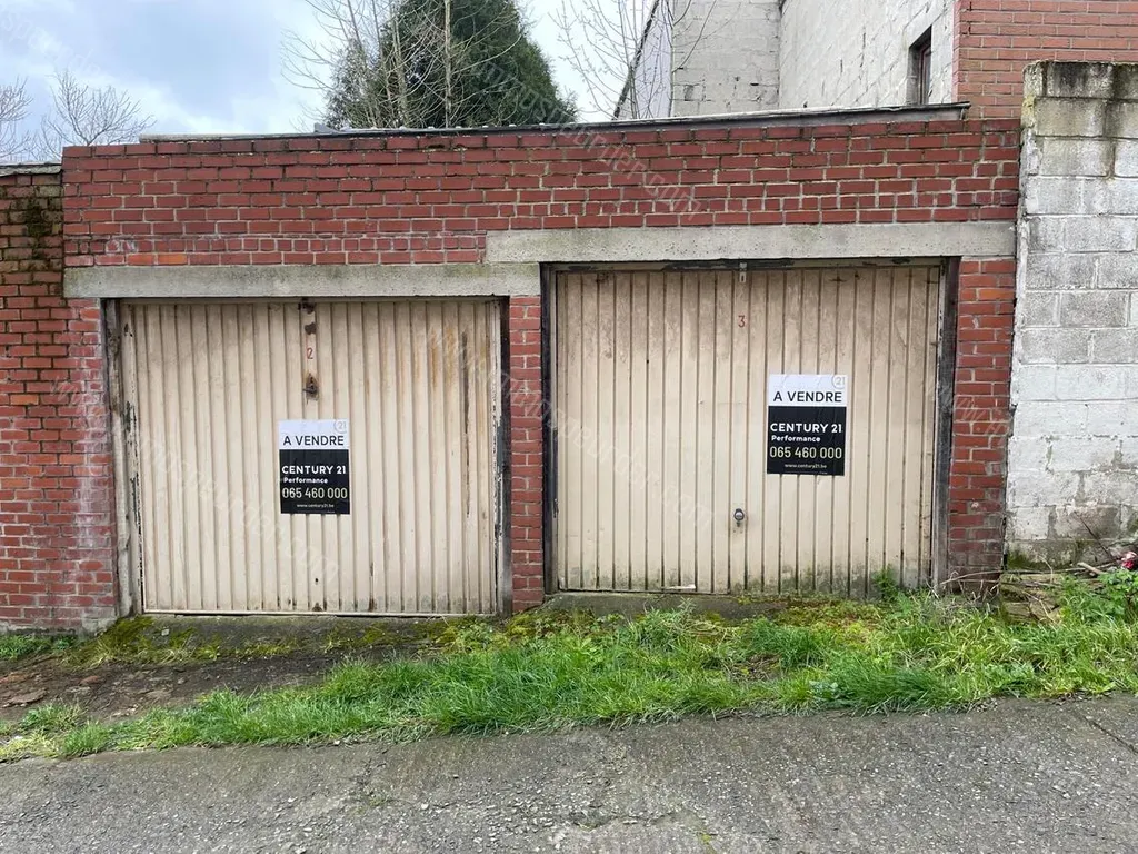 Garage in Châtelet - 1402688 - Rue de la Station accès-à-droite-du-102, 6200 Châtelet