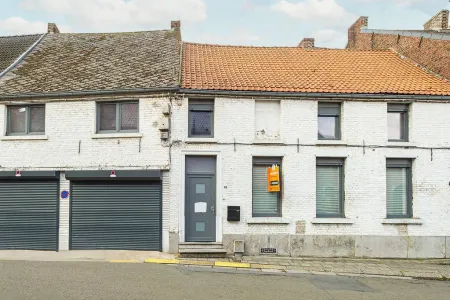 Huis Te Koop La Bouverie