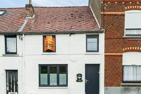 Huis Te Koop La Bouverie