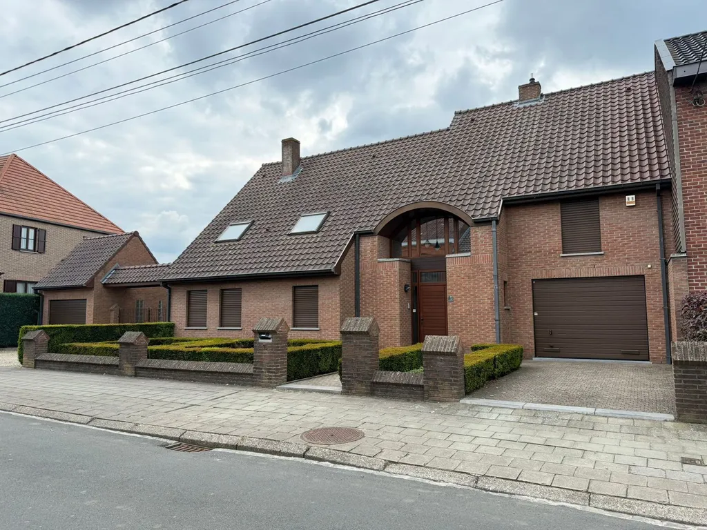Hoofdfoto Huis in Dour