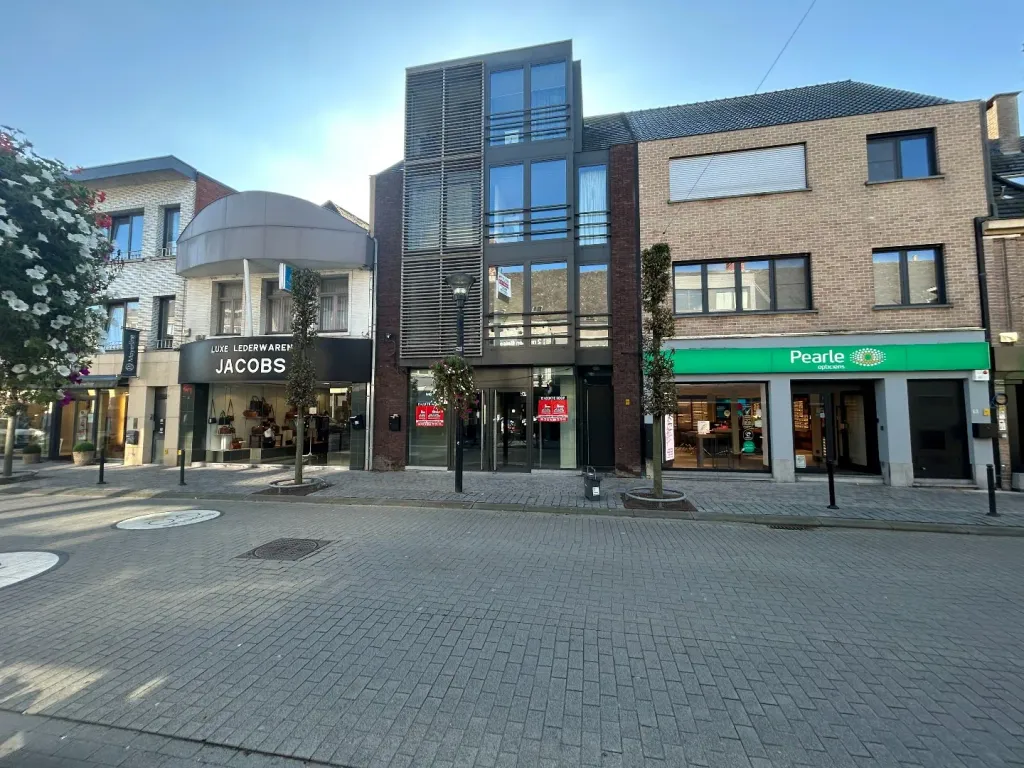 Handelspand Te Huur Geel
