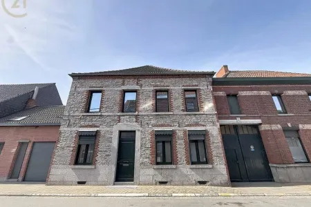 Huis Te Koop BasÈcles